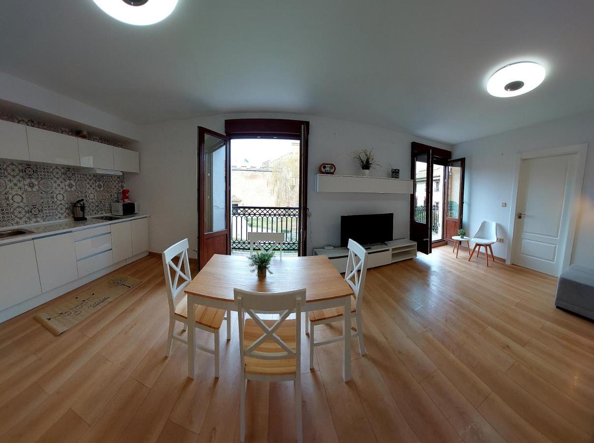 B&B Apartamentos La Atalaya Olite Dış mekan fotoğraf